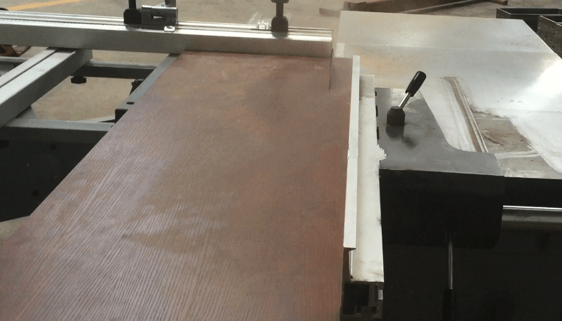 Gewinn hot-sale sliding table saw cnc for wood working-6
